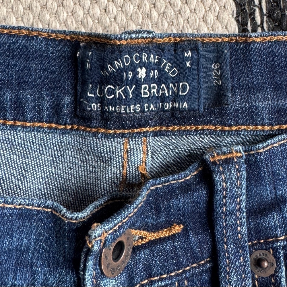 Lucky Brand Women's Dark Wash The Roll UP Jeans Summer Short Size 2/26 - Picture 4 of 12